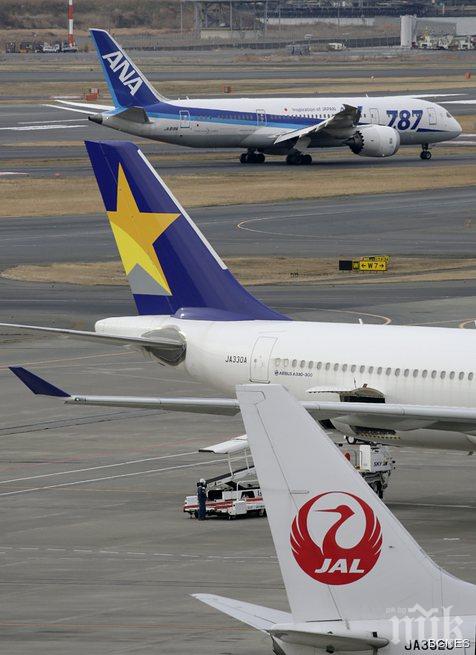 Самолет каца аварийно на варшавското летище 