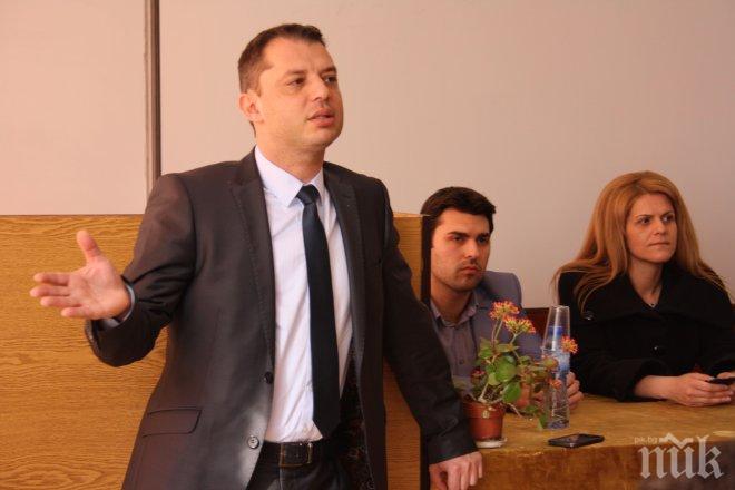 Делян Добрев: КЕРВ ще определя таксите в енергетиката