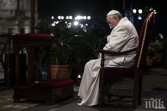 Мюсюлманин ще резбова трона на папа Франциск за службата в Сараево	