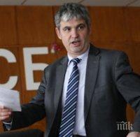 Синдикати: Правителството да запази ранното пенсиониране при I и II категория