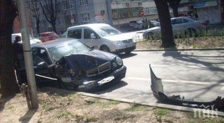 зрелищна катастрофа варна мерцедес лексус помляха снимки