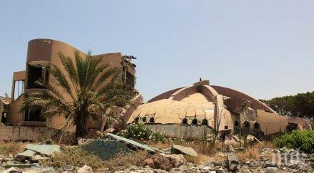 дворците кадафи превърнати бунища