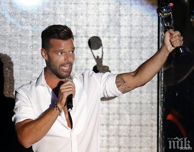 Рики Мартин не е имал време за още едно дете 