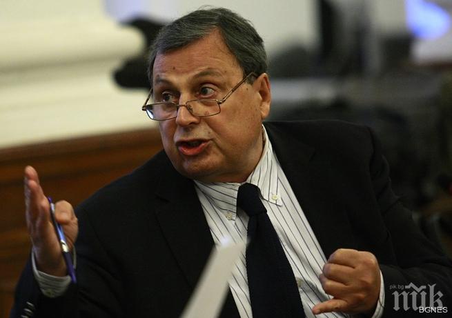 Божидар Данев: Т. нар. пенсионна реформа цели увеличаване приходите на НОИ