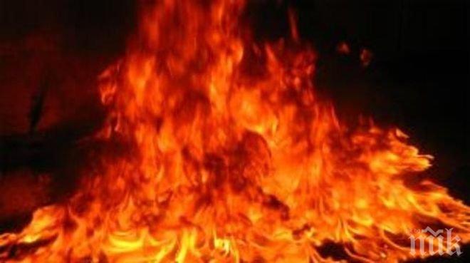 Взрив на газова бутилка в Дебелец - двама пострадаха