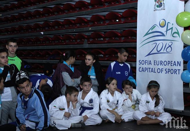 За първи път международно участие във Великденския турнир за деца в риск