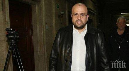 камен костадинов докато хвърлят димки публичното пространство отзад разпределят активи