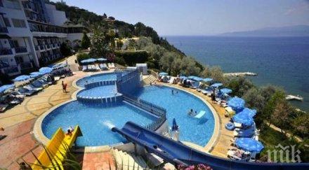 полски туристи спасяват летния сезон нас