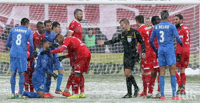 ЦСКА, Левски и Локо (Сф) без лицензи за Европа 