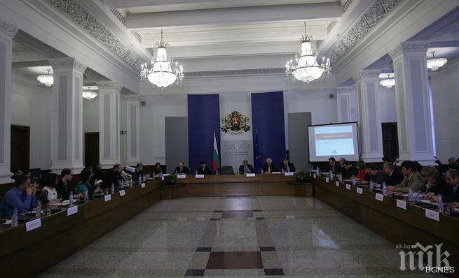 МС дава 400 000 лв за управление на Структурните инструменти на ЕС в България