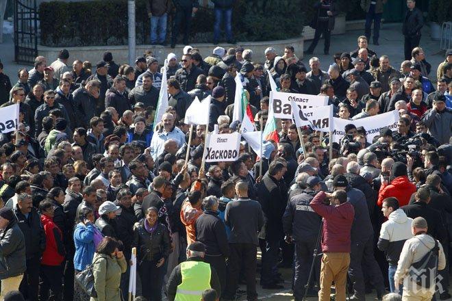 Търговците на дървесина утре вдигат нов протест пред парламента