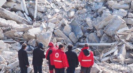 извънредно телефон иззвъня отломките рухналия хотел багерите спряха работа