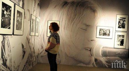 дъщерята кърт кобейн харесва музиката