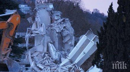 все открити затрупаните работници хотела