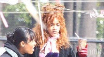 шок сравниха риана ретро лъв снимки