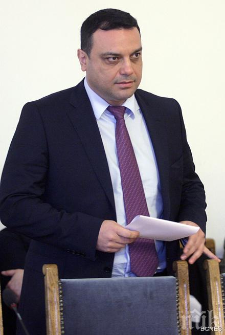 Московски: Проучват се вариантите за концесия на Летище София