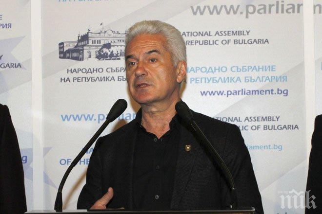 Сидеров: България се подготвя за сблъсъци на верска основа