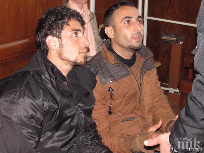 Спипаха над 60 нелегални емигранти на Дунав мост