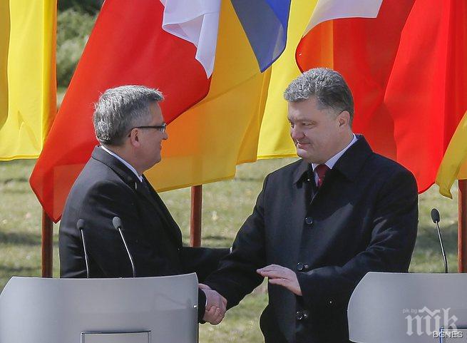 Коморовски: Украинските войски се сражават и за сигурността на Европа