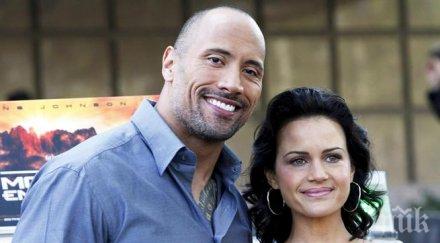 фенове гонят скалата автомобил