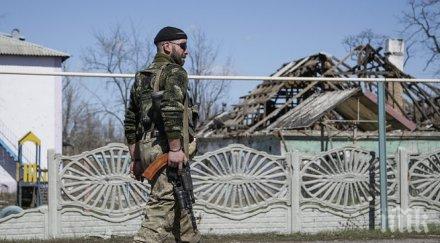 три паметника съветско време съборени украйна