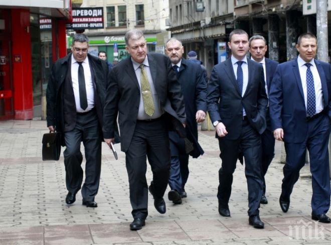 Синдиците в КТБ погнаха прихващанията! Обжалват в съда сделка за 500 хил. евро