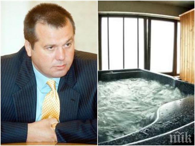 Вальо Топлото 2! Директор на училище сложи джакузи в кабинета си! Бил протеже на човек на Илия Павлов