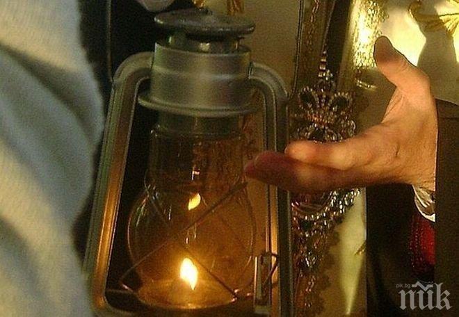 Митрополит Гавриил: Чудото на Благодатния огън няма обяснение