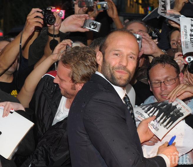 Забравете Ким Кардашян, той събра 5 млн. лайквания 