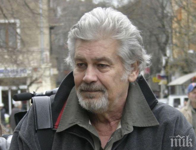 Невероятна почит! Ламбо посреща всичките си ученици на 24 май - химнът ще звучи в негова чест