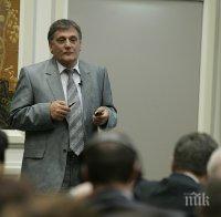 Главният архитект на столицата Петър Диков пред ПИК: В София няма опасност да се срути сграда, както се случи във Варна!