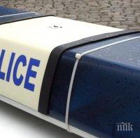 Мъж бе арестуван, след като нападна и удари полицай