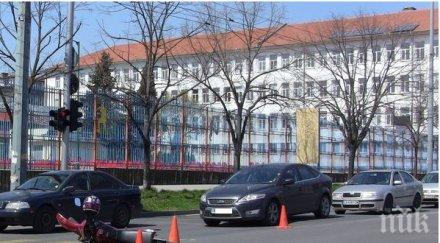 моторист блъсна такси подземната улица бургас снимки