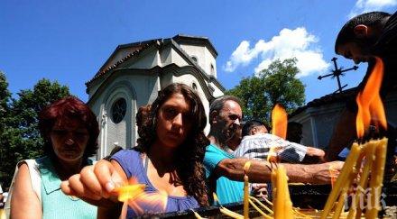 няколко хиляди българи посрещнаха великден охрид