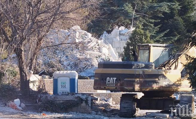 Проверката за срутения хотел Вероника приключва на 30 април