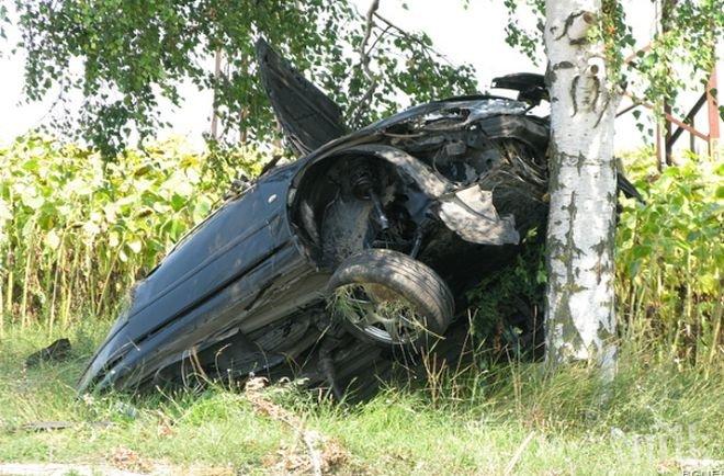 Извънредно! Ужасна катастрофа на пътя Русе-Бяла отне човешки живот, четиригодишно дете е в кома! Други трима са тежко ранени