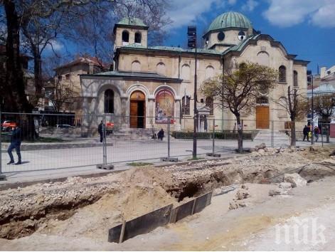 Връщат делвата, открита при разкопките във Варна, отново под земята (снимки)