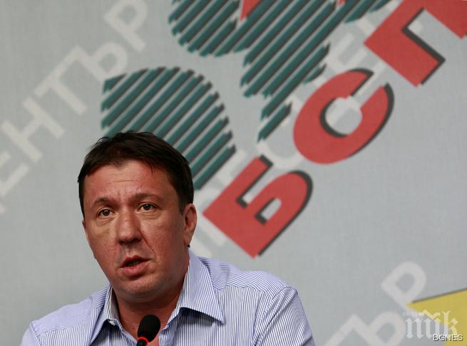 Куюмджиев: България може да влезе в наказателна процедура заради ВЕИ-тата