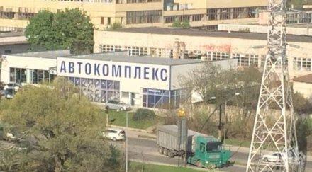 камион заби светофар практикер варна задръсти движението снимка