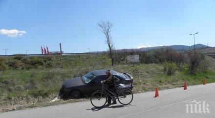 бмв блъсна годишно дете велосипед