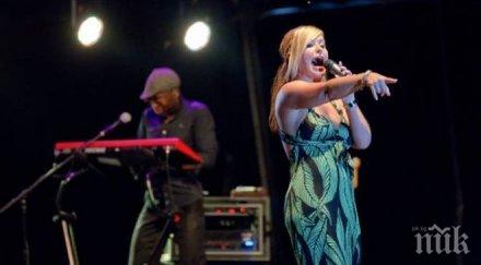 анастейша изненадващо куфя ндк