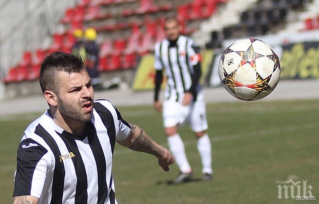 Спас Делев на прегледи в Турция за контузията от мача с Марек