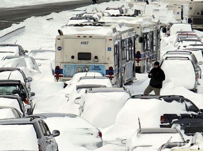 Снежна буря в САЩ предизвика верижни катастрофи със 70 автомобила