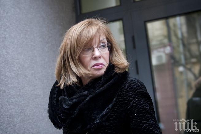 Докараха съдия Ченалова с конвой в Съдебната палата 