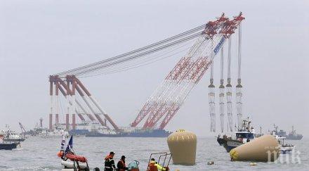 италианският премиер прекъсна пътуването заради трагедията средиземно море