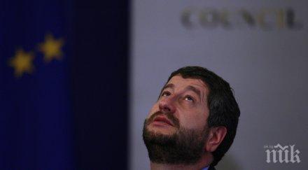 правосъдният министър против самоцелно освобождаване членове всс