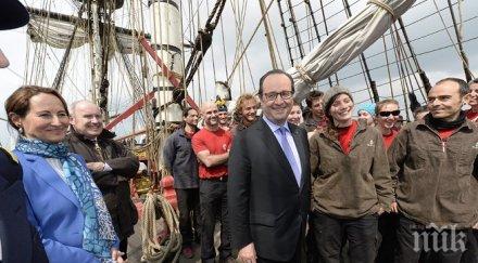 реплика фрегатата хермона лафайет пое франция сащ