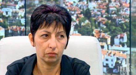 доверявайте случайни адвокати зове майката прегазената лора