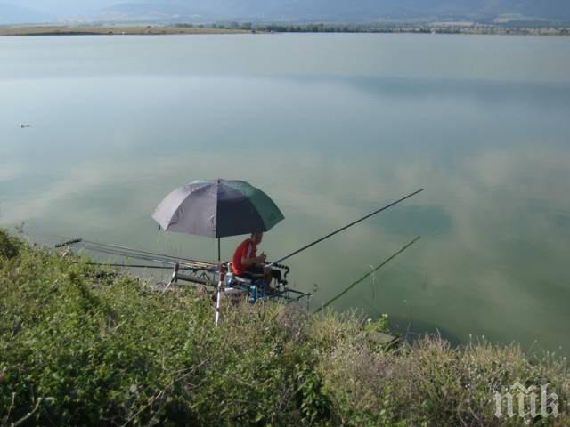 Забраниха риболова, в рудничните езера в Перник