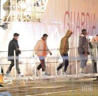 Загиналите в Средиземно море емигранти може да са 800